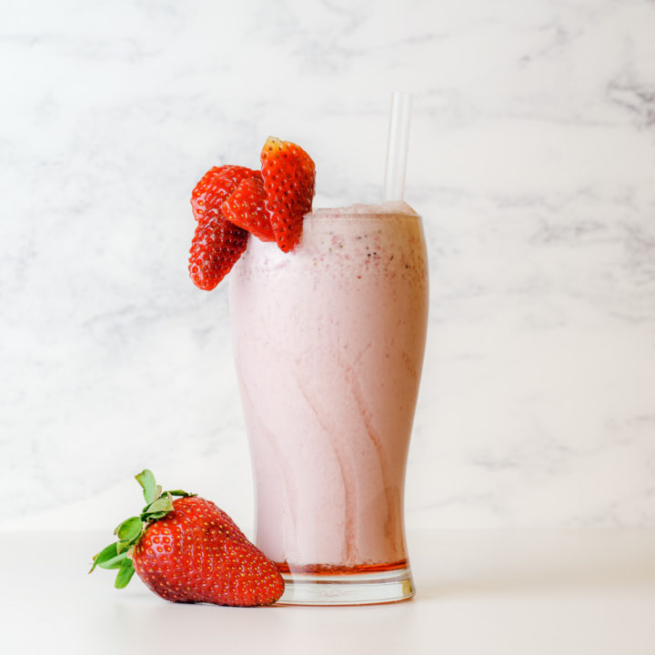 peanut butter and jelly smoothie